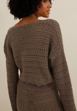 NA-KD V-Neck - Gilet - Brown 8 NA-KD V-Neck - Gilet - Brown -Next Soldes 3720eb7a56b549738d2555e2a45d3ab3