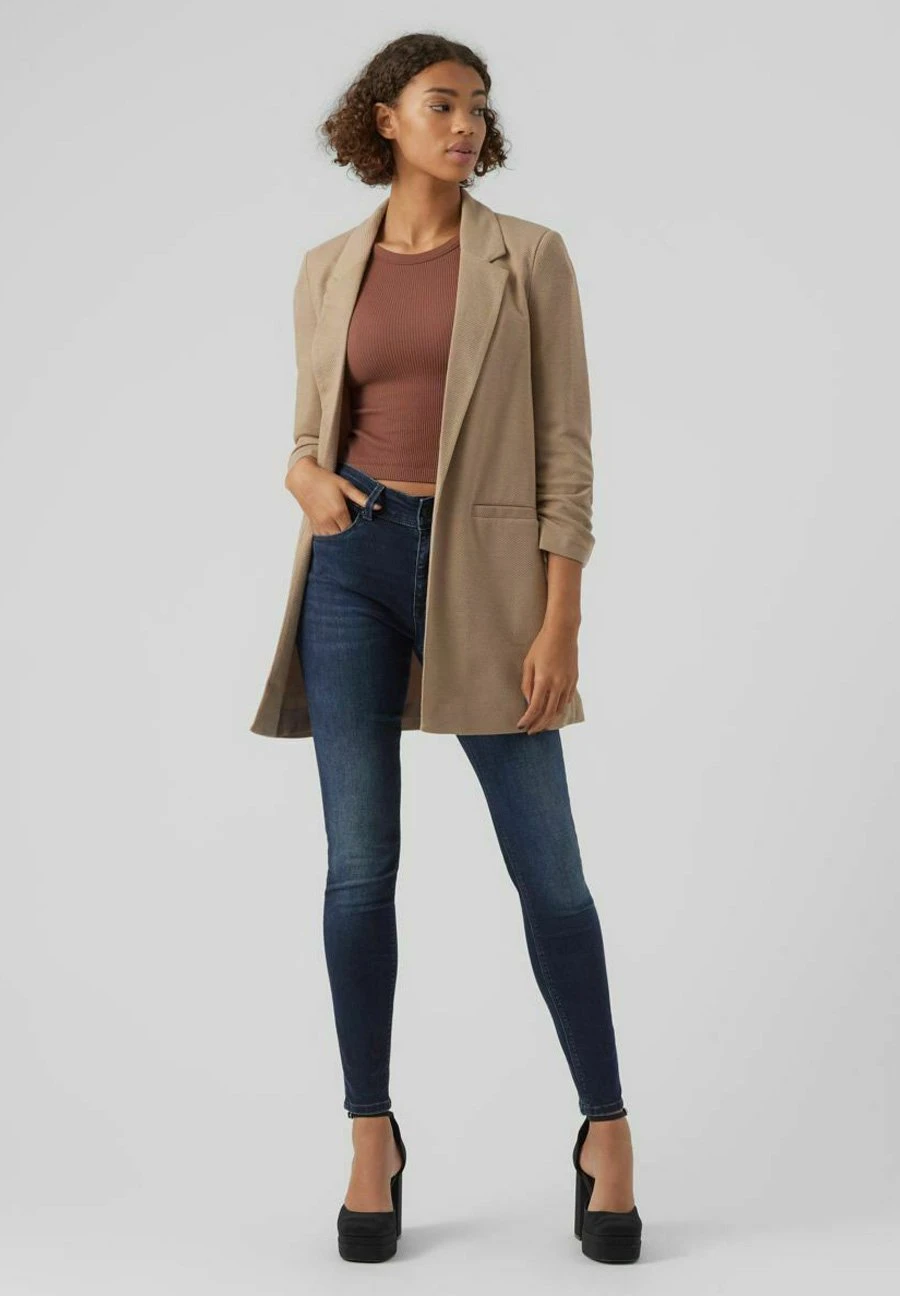 Vero Moda Vmrica Long Blazer - Manteau Court - Silver Mink 4 Vero Moda Vmrica Long Blazer - Manteau Court - Silver Mink – Image 2