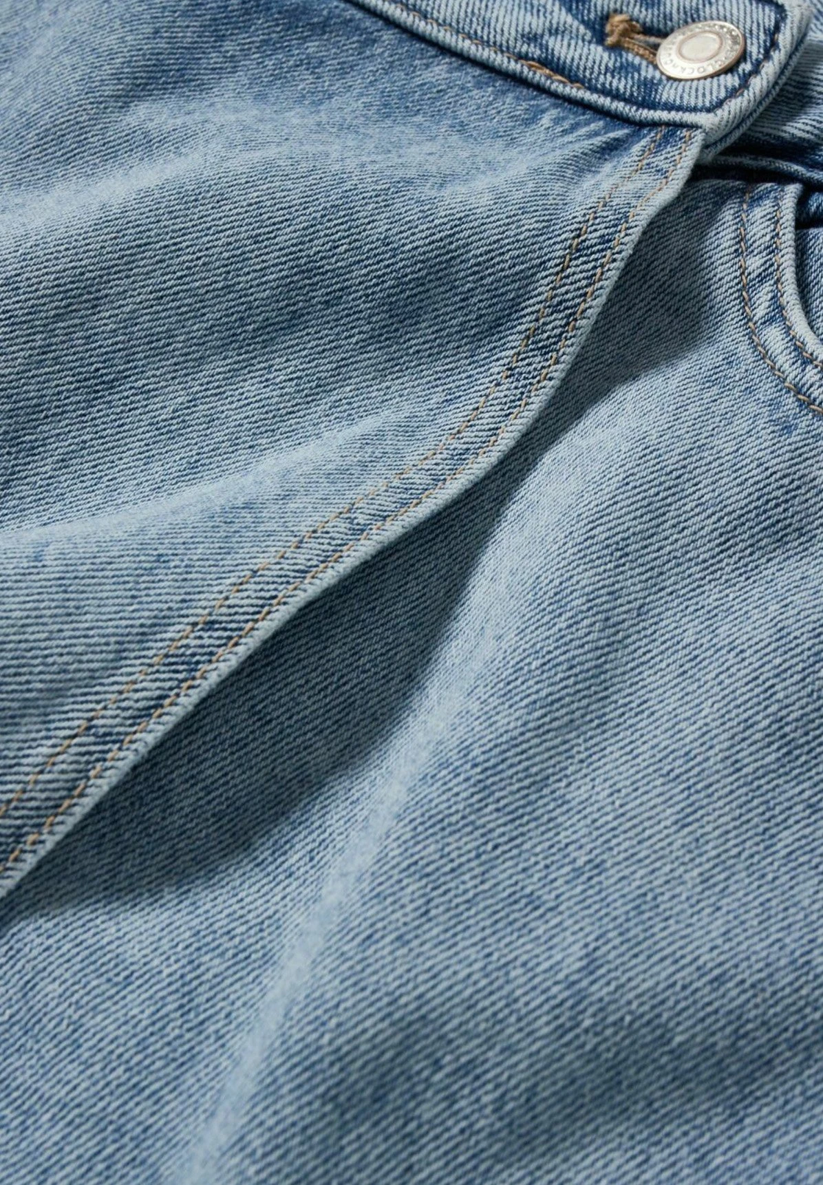 Short En Jean - Denim Light Blue 5 Short En Jean - Denim Light Blue – Image 3