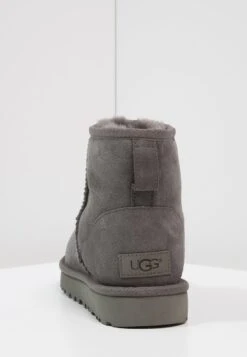 Ugg Classic Mini - Bottines - Grey -Next Soldes 38f0272feaa24dd298b9c5c112c2daeb
