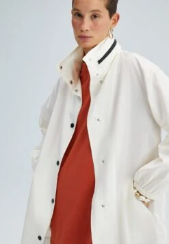 With Neckband - Manteau Court - Off White -Next Soldes 3938843daf8a42b782ae72e17c36450a