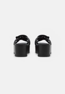 Coach Everette - Mules À Talons - Black 12 Coach Everette - Mules À Talons - Black -Next Soldes 3b3d1e156e0e40be91521e4bfc6a6bec