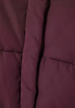 BERSHKA Short Puffer - Veste D'Hiver - Bordeaux -Next Soldes 3bef5cb06fce47469e487b425894a5f8