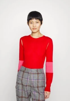 Victoria Beckham Crew Neck Bodysuit - T-Shirt À Manches Longues - Red -Next Soldes 3fb1f39d85514266b7bda9ec2640b5a6