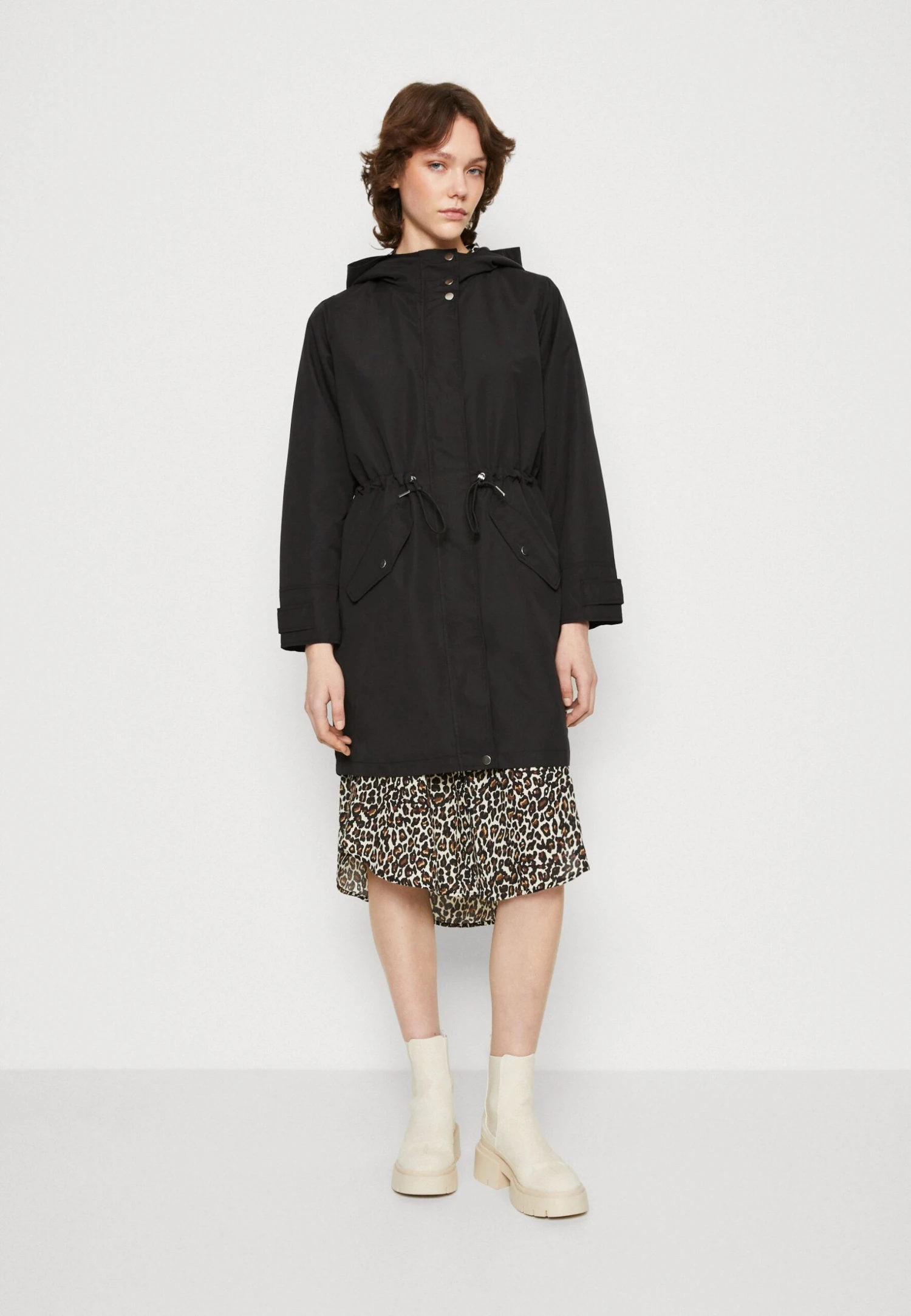 Vero Moda Vmeverly Boos - Parka - Black 3 Vero Moda Vmeverly Boos - Parka - Black