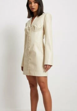 NA-KD Mit Geraffter Brust - Robe Chemise - Light Beige 9 NA-KD Mit Geraffter Brust - Robe Chemise - Light Beige -Next Soldes 4179e7b038c445cda0c60e18ae1ff8c4