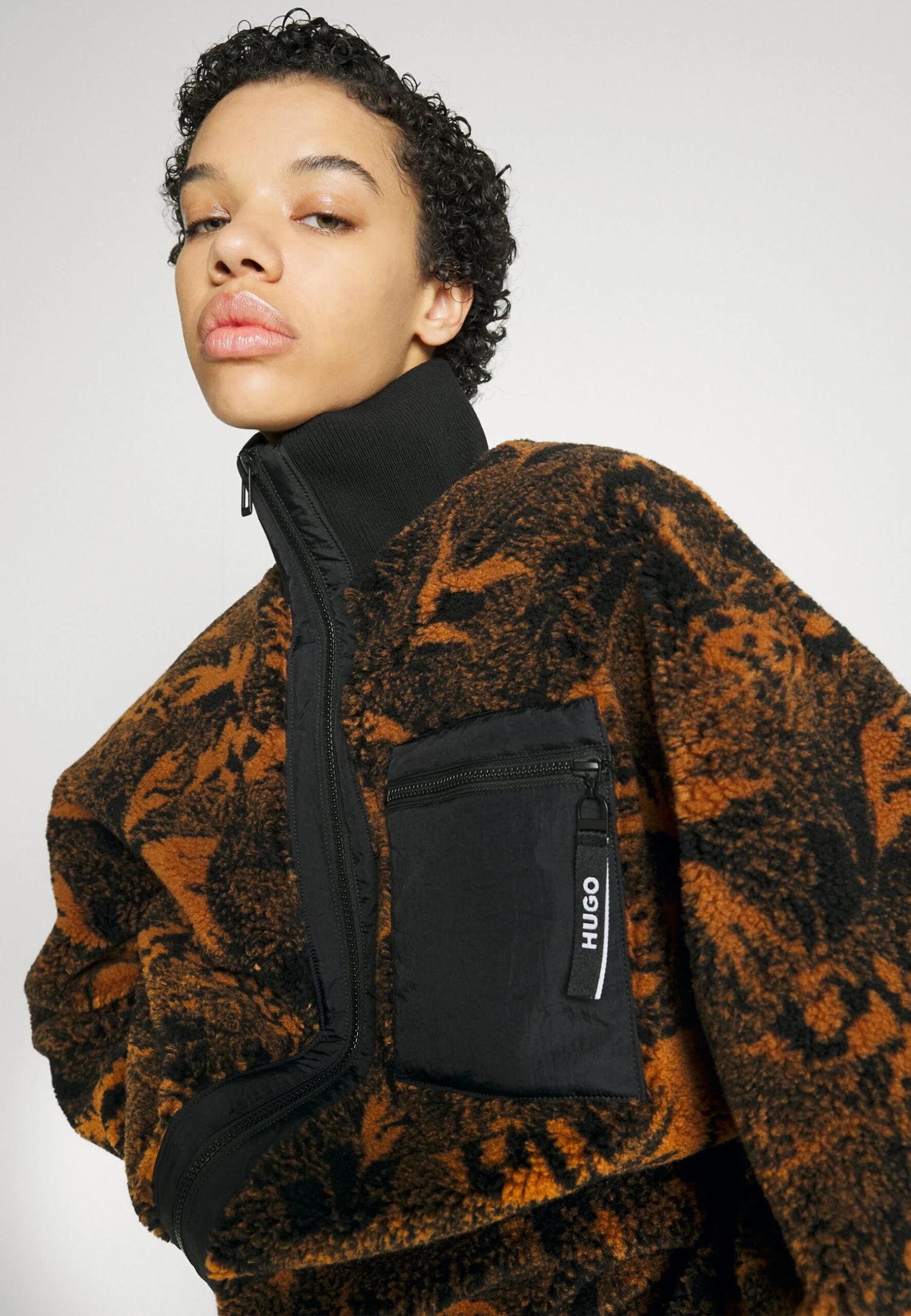 Hugo Fabline - Manteau Classique - Open Miscellaneous 6 Hugo Fabline - Manteau Classique - Open Miscellaneous – Image 4