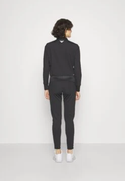 EA7 Emporio Armani Tracksuit - Survêtement - Black 11 EA7 Emporio Armani Tracksuit - Survêtement - Black -Next Soldes 446ecae9b0754cef992a43bbabc83081