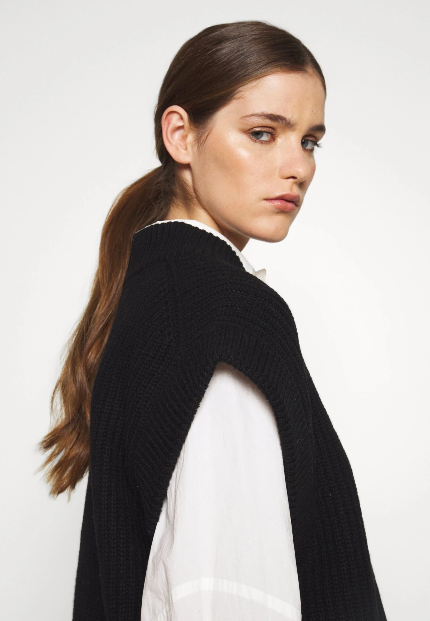 By Malene Birger Farima - Pullover - Black 7 By Malene Birger Farima - Pullover - Black – Image 5