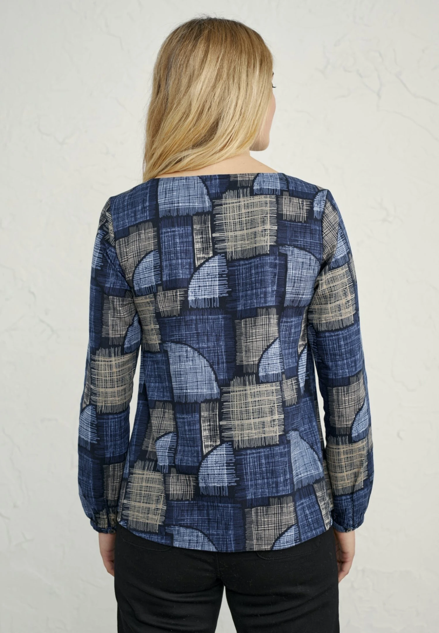 Blouse - Blue 5 Blouse - Blue – Image 3