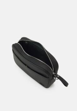 Lacoste Daily Lifestyle Crossover Bag - Sac Bandoulière - Noir -Next Soldes 46f9995dbf8949fabef2dd87a82d03e4
