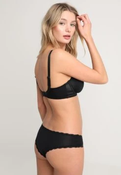Triumph Urban Minimizer - Soutien-Gorge À Armatures - Black -Next Soldes 49c501f7b0eb44eba5687dbe1f45c507