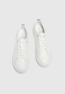 PULL & BEAR Basic Casual - Baskets Basses - White 9 PULL & BEAR Basic Casual - Baskets Basses - White -Next Soldes 49e5374e875f49eebaf7558bffa07234