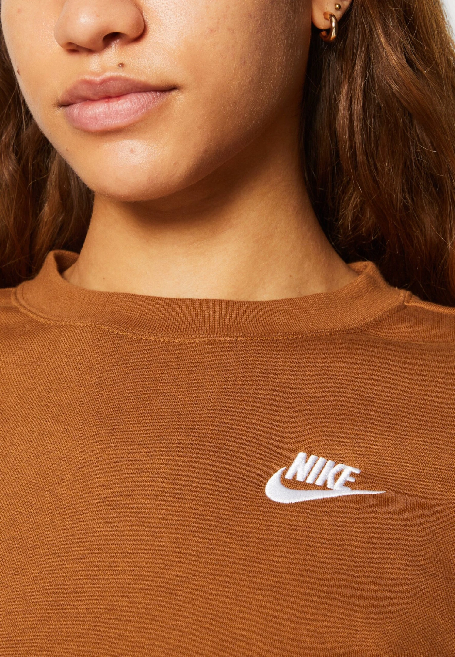 Nike Sportswear Club Crew - Sweatshirt - Ale Brown/White 8 Nike Sportswear Club Crew - Sweatshirt - Ale Brown/White – Image 6