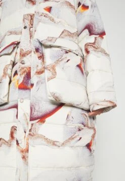 Henrik Vibskov Tabasco Long Coat - Manteau D'Hiver - Snow Tomato Mouse -Next Soldes 4cccf8b1ba1244f082abe3b850e1d6d5