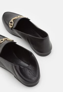 CLAUDIE PIERLOT Mocassins - Noir 13 CLAUDIE PIERLOT Mocassins - Noir -Next Soldes 4d540464cb984182b2285853d6fc86fc