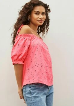 Next Bardot Broderie Puff Sleeve - Blouse - Fluro Pink 10 Next Bardot Broderie Puff Sleeve - Blouse - Fluro Pink -Next Soldes 4fa8cbabbf4c4421a63a96cfc0f63e22