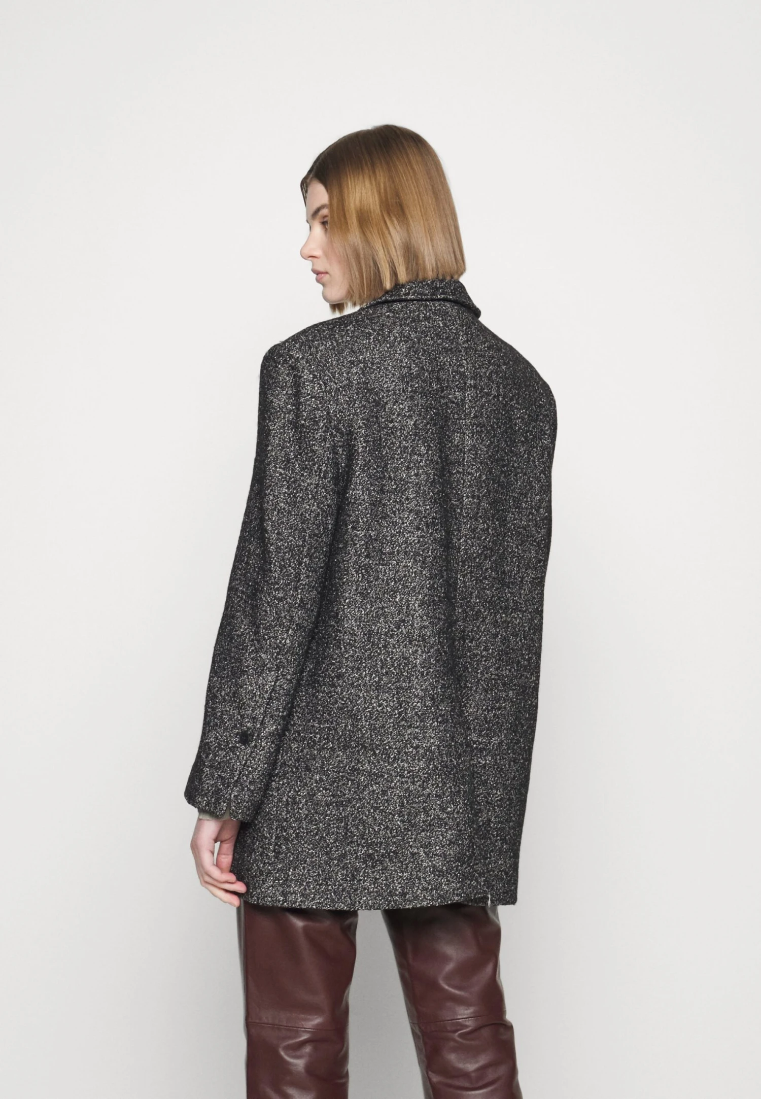 Holzweiler Frey Jacket - Blazer - Black 6 Holzweiler Frey Jacket - Blazer - Black – Image 4