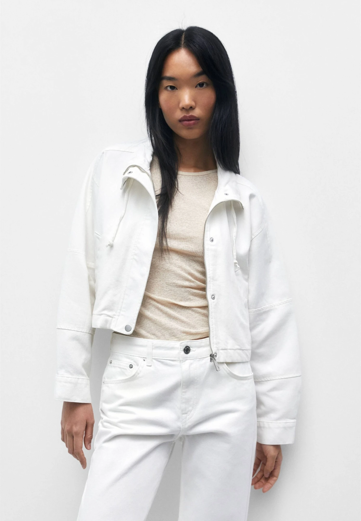 PULL & BEAR High Neck With Drawstrings - Veste Légère - Stone 3 PULL & BEAR High Neck With Drawstrings - Veste Légère - Stone