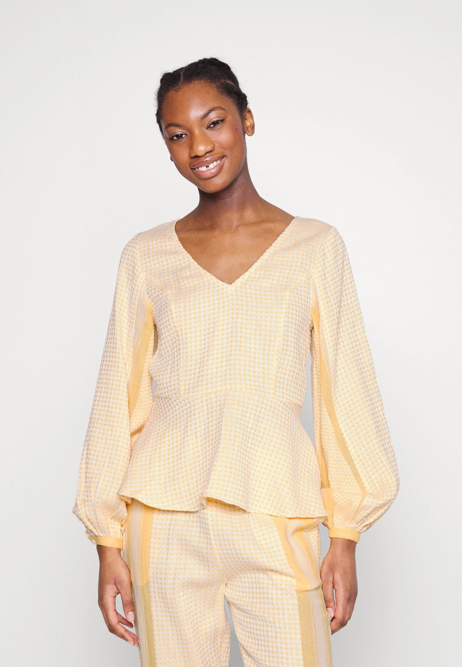 Freya Blouse - T-Shirt À Manches Longues - Coral 3 Freya Blouse - T-Shirt À Manches Longues - Coral