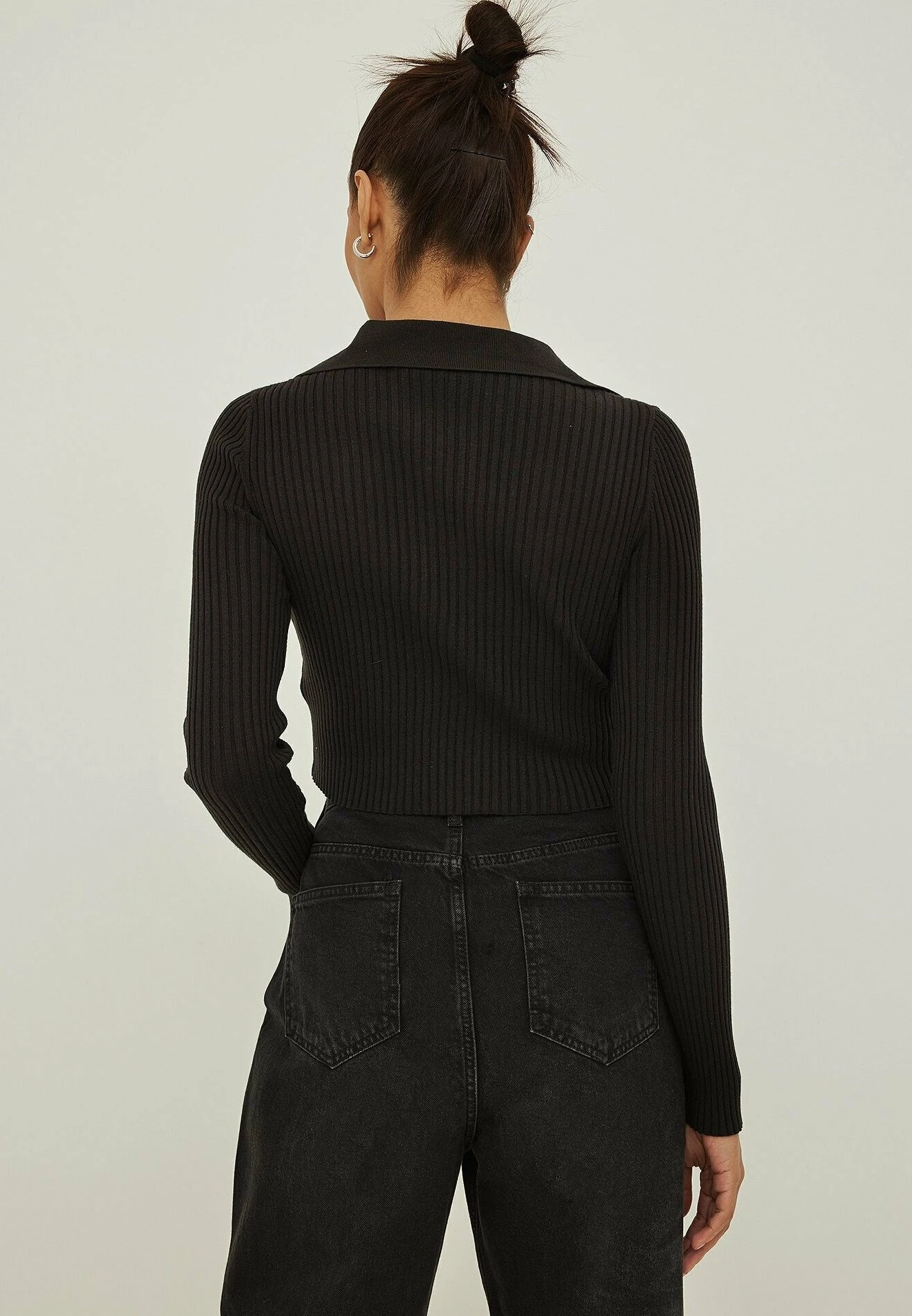 NA-KD Mit Zweiwege Reissverschluss - Gilet - Black 4 NA-KD Mit Zweiwege Reissverschluss - Gilet - Black – Image 2