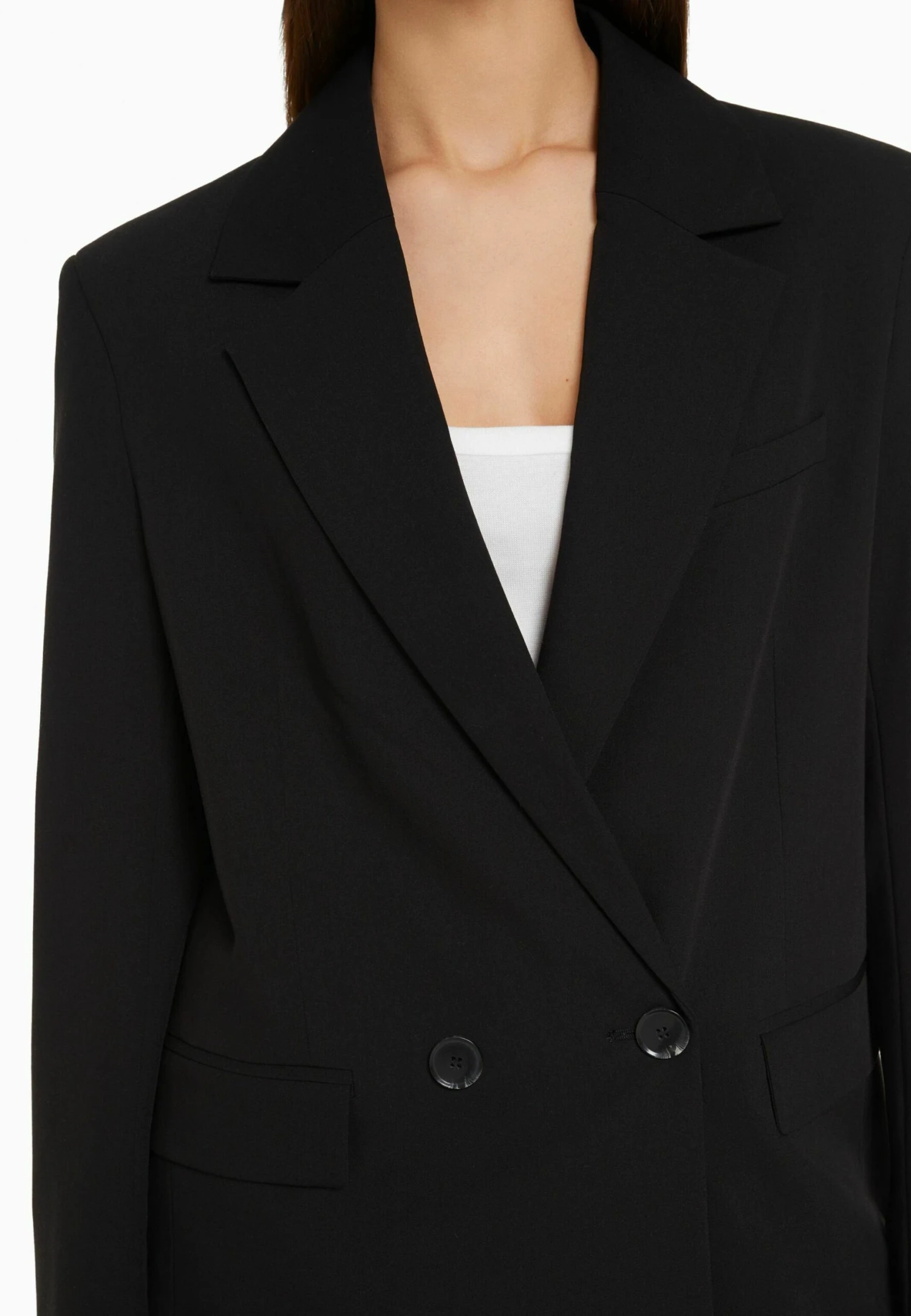 BERSHKA RegularFit Tailored - Feminine-Cut Double-Breasted - Manteau Court - Black 6 BERSHKA RegularFit Tailored - Feminine-Cut Double-Breasted - Manteau Court - Black – Image 4