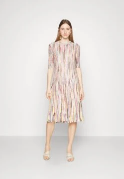 Missoni Dress - Robe Pull - Multicolor -Next Soldes 5919b1d66d34472eb5009cb38f2af345