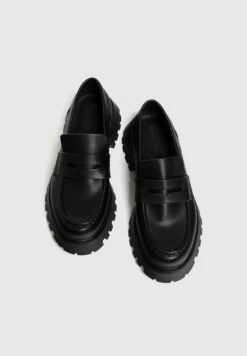 PULL & BEAR With Penny Strap - Mocassins - Black 9 PULL & BEAR With Penny Strap - Mocassins - Black -Next Soldes 599d320ce6f54fff938b7d2f3967b49d