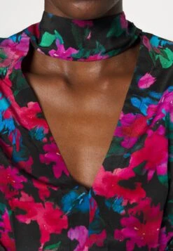 IRO Martina - T-Shirt À Manches Longues - Black Multico 13 IRO Martina - T-Shirt À Manches Longues - Black Multico -Next Soldes 5a05cf163a014f0cb1d0477ea193e3bd