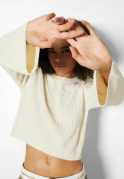 BERSHKA Round Neck - Pullover - Beige 11 BERSHKA Round Neck - Pullover - Beige -Next Soldes 5a854b294b2546c583c3b6e8c2a4b62d