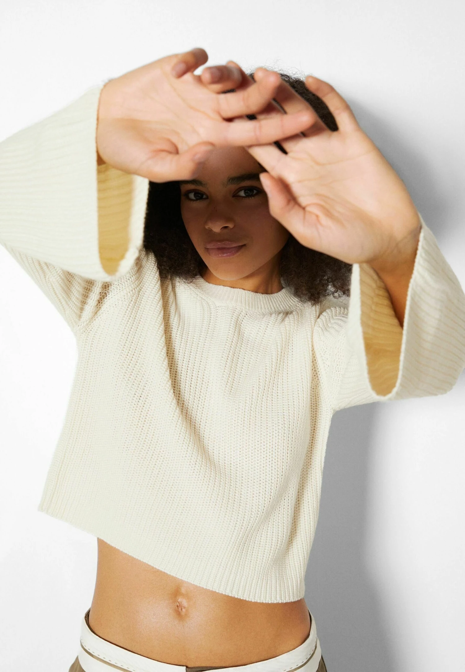 BERSHKA Round Neck - Pullover - Beige 6 BERSHKA Round Neck - Pullover - Beige â Image 4