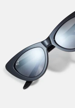 Maui Jim Lychee - Lunettes De Soleil - Black Gloss 11 Maui Jim Lychee - Lunettes De Soleil - Black Gloss -Next Soldes 5ac5703a65f24273895eb3ba71fa24c9