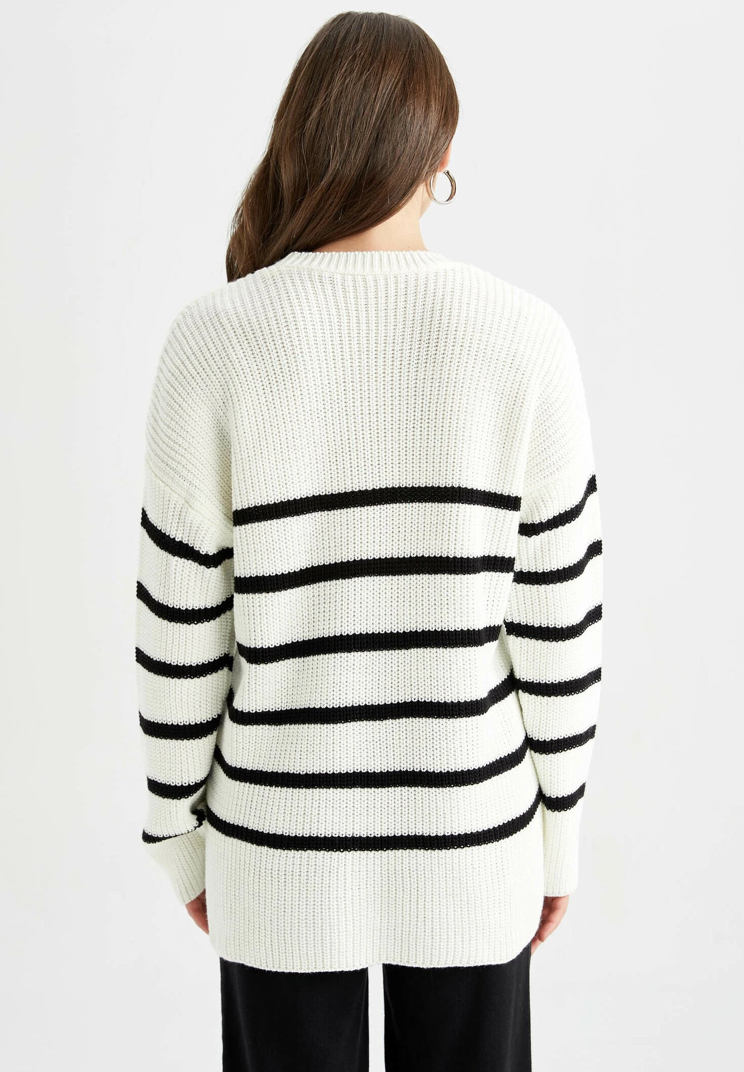 DeFacto Standart Fit - Pullover - White 5 DeFacto Standart Fit - Pullover - White – Image 3