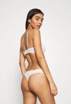 Puma Women Seamless 2 Pack - String - Rose Dust -Next Soldes 5c07793a9a0545c8a424829b3f75428d