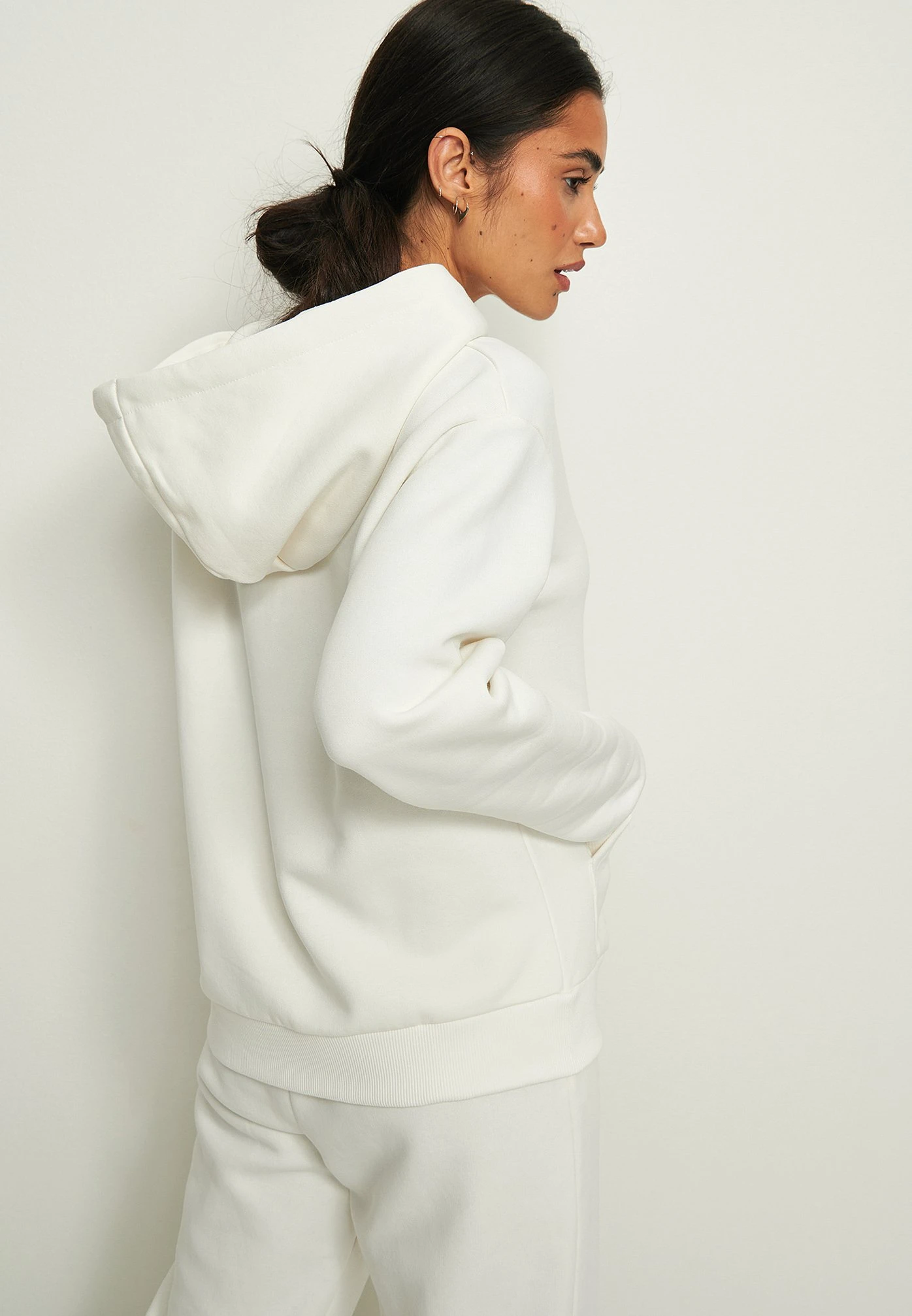 NA-KD Sweat À Capuche - Offwhite 4 NA-KD Sweat À Capuche - Offwhite – Image 2