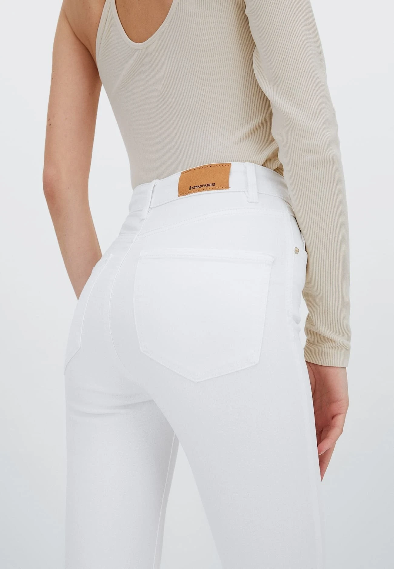 Stradivarius Regular Waist - Jeans Skinny - White 6 Stradivarius Regular Waist - Jeans Skinny - White – Image 4
