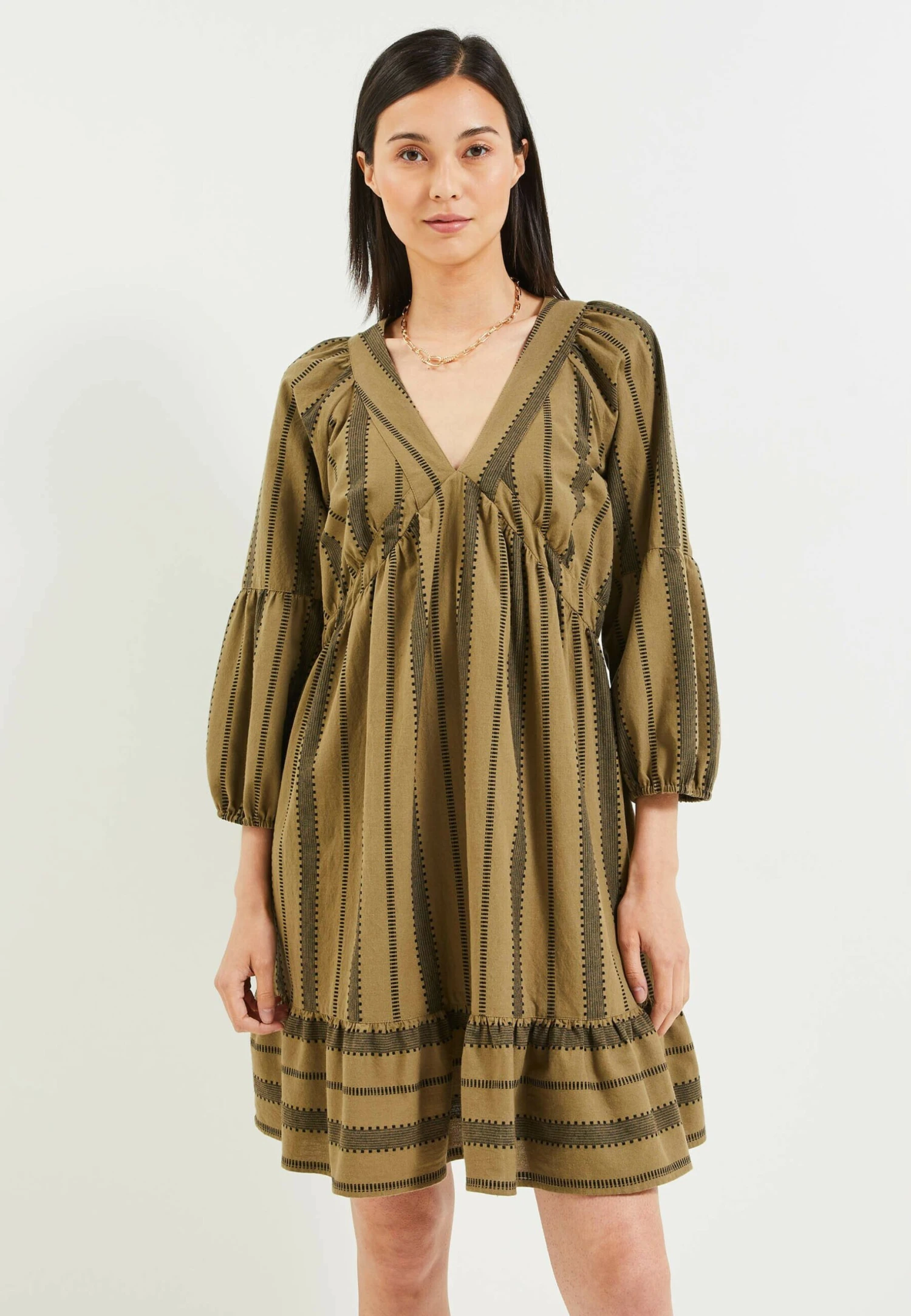 Courte - Robe De Jour - Kaki 3 Courte - Robe De Jour - Kaki