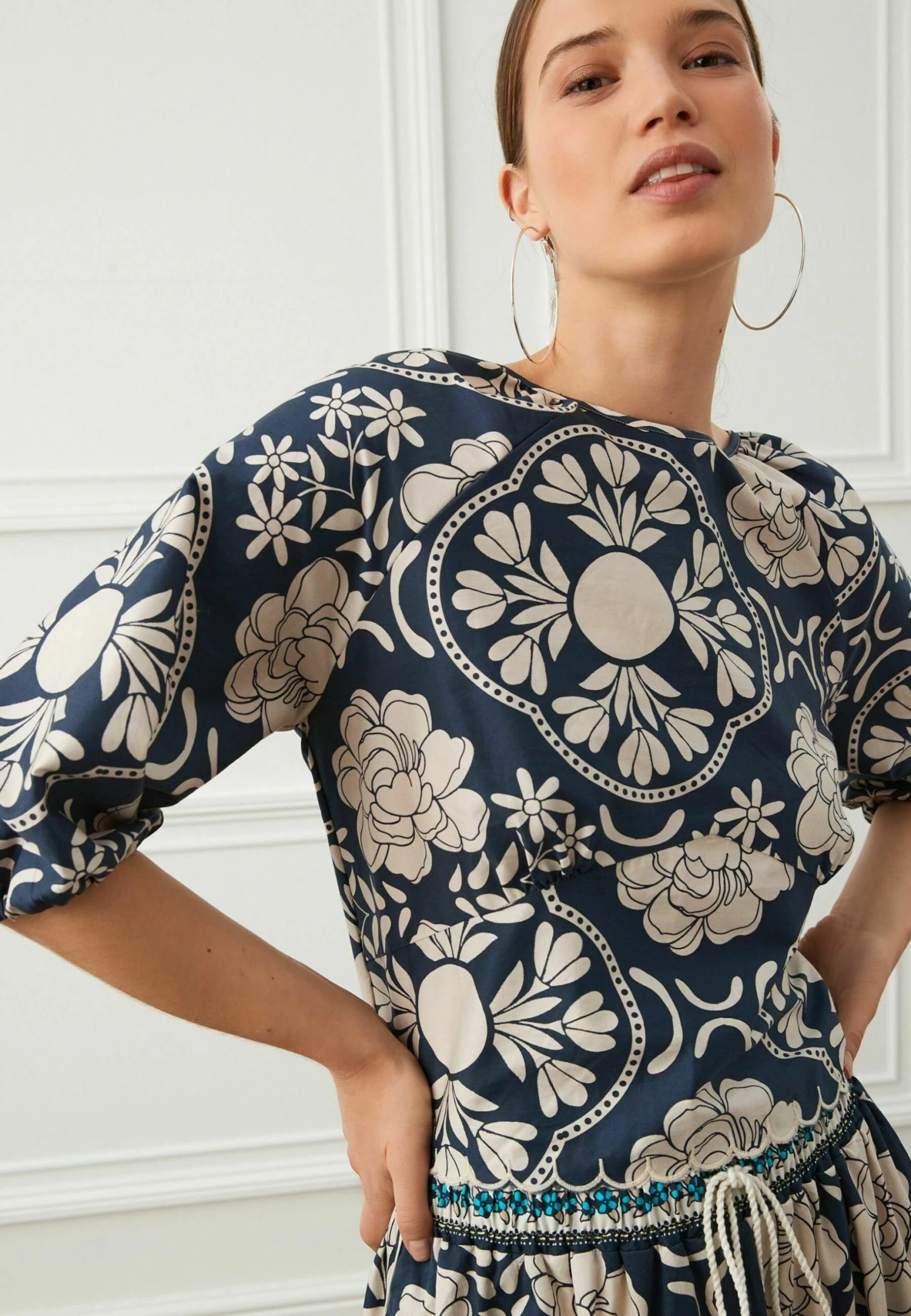 Next Scallop Hem Crew Neck Short Sleeve Standard - T-Shirt À Manches Longues - Navy Blue Floral 3 Next Scallop Hem Crew Neck Short Sleeve Standard - T-Shirt À Manches Longues - Navy Blue Floral