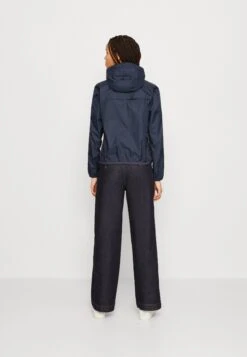 K-Way Le Vrai Claudette 3.0 - Veste Imperméable - Blue Depht 10 K-Way Le Vrai Claudette 3.0 - Veste Imperméable - Blue Depht -Next Soldes 6097f059bf924f1ebf2015cf42007a88