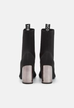 Bianco Biaellie Boot Metallic - Bottines - Black 11 Bianco Biaellie Boot Metallic - Bottines - Black -Next Soldes 611c110a692f4fe4906dbdbf354c9f55