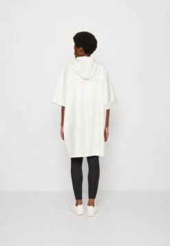 Desigual Poncho Psicolover Colima - Parka - Blanco Nieve 11 Desigual Poncho Psicolover Colima - Parka - Blanco Nieve -Next Soldes 6256d6aacda04968abd555cf8f401a50