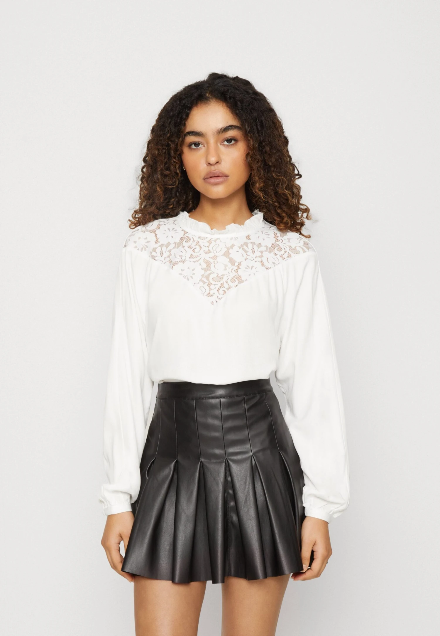 Vila Visuvita - Blouse - Cloud Dancer 3 Vila Visuvita - Blouse - Cloud Dancer