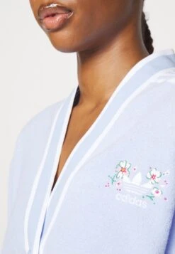 Adidas Originals Cardigan - Sweat Zippé - Blue Dawn 17 Adidas Originals Cardigan - Sweat Zippé - Blue Dawn -Next Soldes 6433091d7f2248c6859eb7ef0a1dca4f