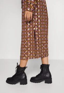 Vizino - Robe De Jour - Navy Blazer 11 Vizino - Robe De Jour - Navy Blazer -Next Soldes 64fa9b53b5c94938bc9f9defaf7ee585