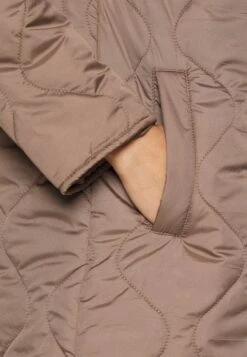 Vila Vimanon Quilted Jacket - Manteau Classique - Walnut -Next Soldes 65512939900c46e681146d059b3e9bab