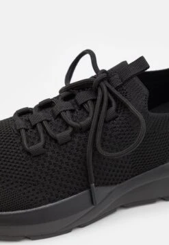 Pier One Unisex - Baskets Basses - Black -Next Soldes 65995386a3d84cd3a2106406efd96c10