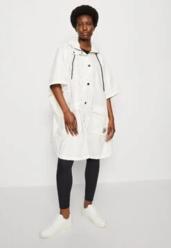 Desigual Poncho Psicolover Colima - Parka - Blanco Nieve 13 Desigual Poncho Psicolover Colima - Parka - Blanco Nieve -Next Soldes 664b6adabe2646fca60de1985bec7d50