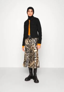 ONLY Veste En Jean - Black Denim 22 ONLY Veste En Jean - Black Denim -Next Soldes 675ead1f14c241d498e5040cdf3a08cc