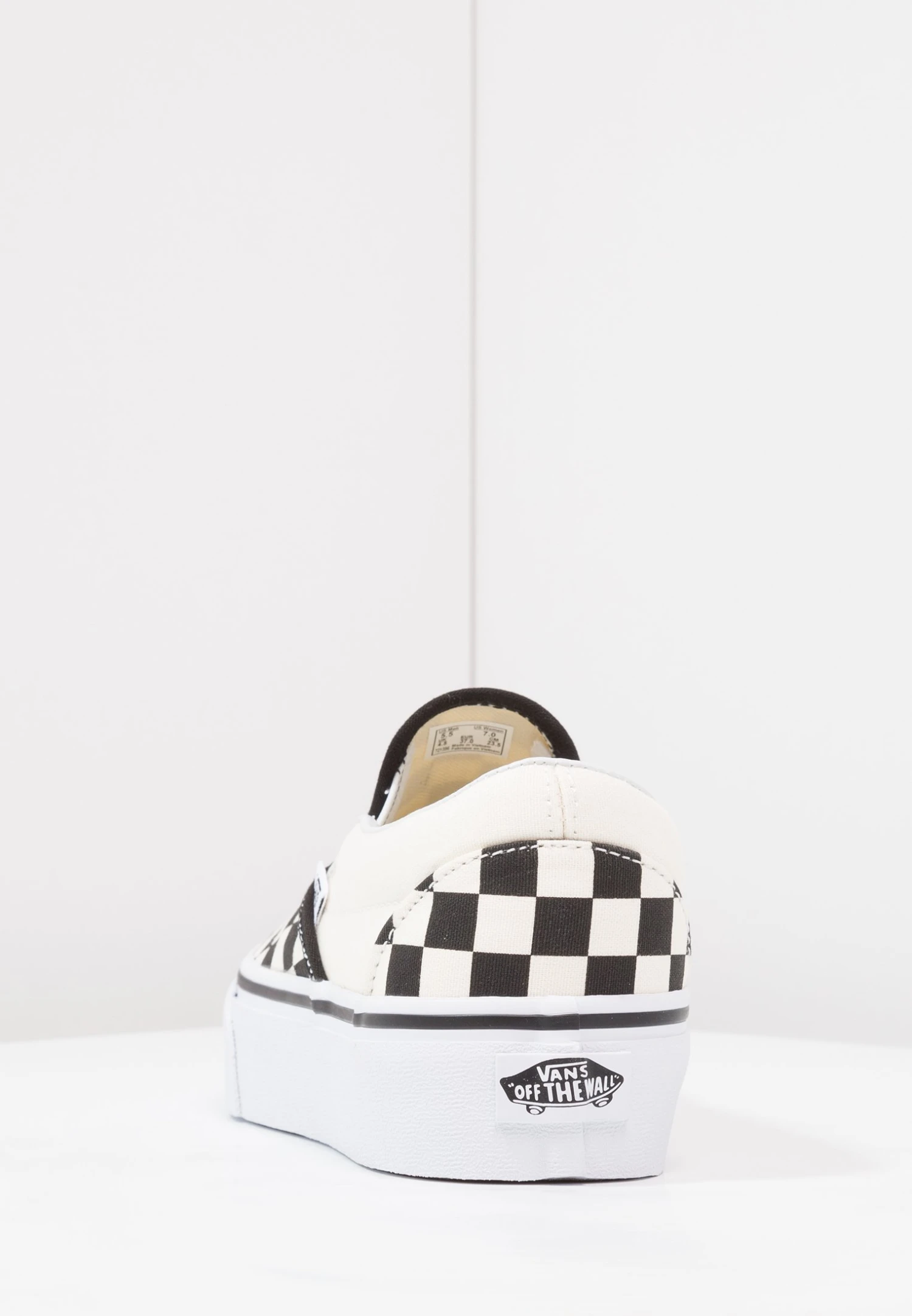 Vans Ua Classic Slip-On Platform - Mocassins - Black/White 9 Vans Ua Classic Slip-On Platform - Mocassins - Black/White – Image 7