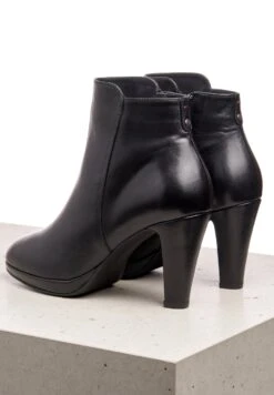 Lloyd Bottines À Talons Hauts - Schwarz -Next Soldes 6a00285aeb944ae5b008ce57209a07f9